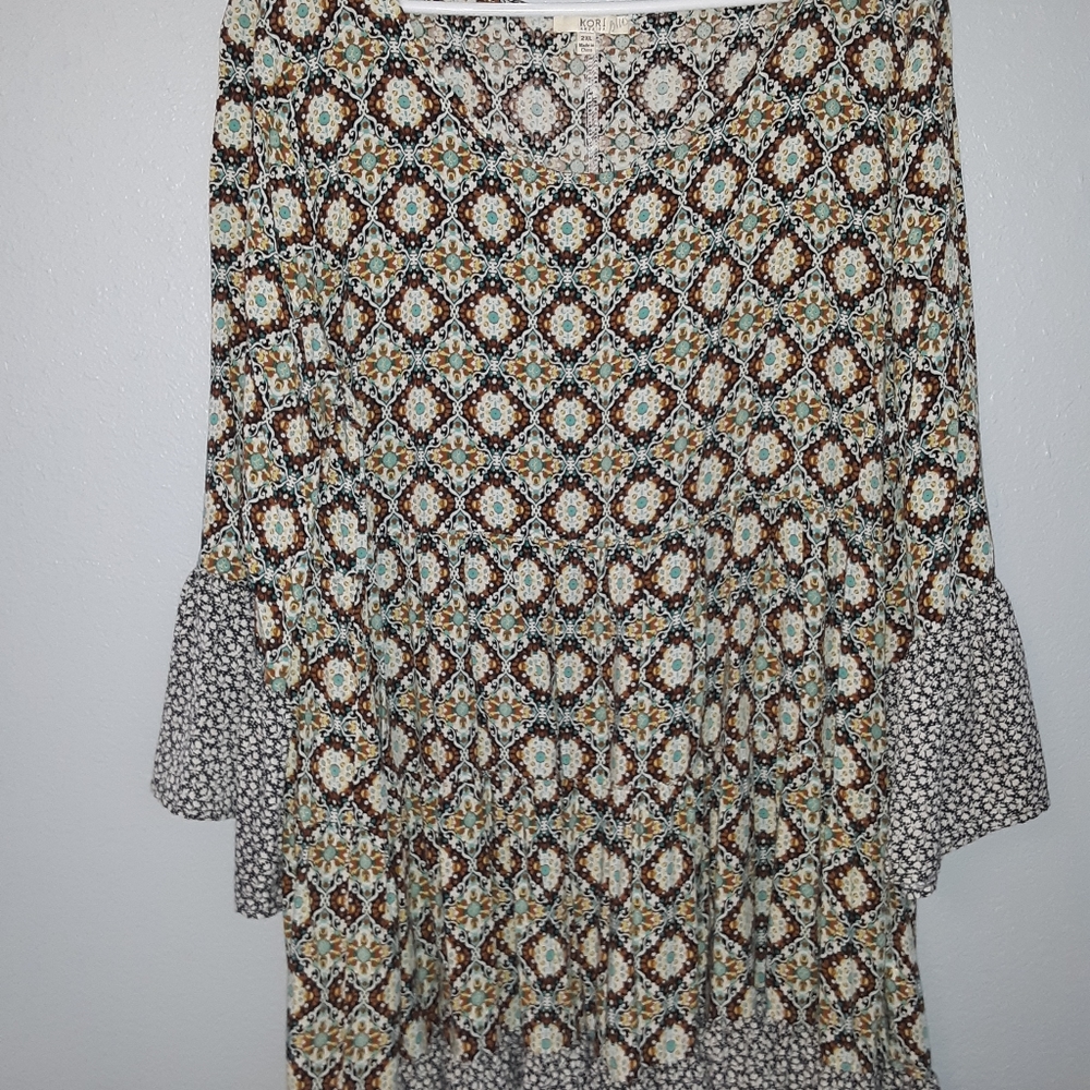 Plus size tunic